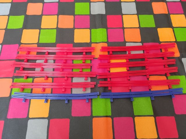 PIANOS Y VALLAS SCALEXTRIC