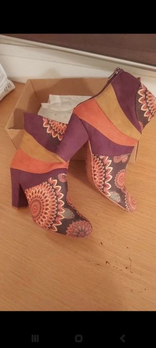Botines Desigual