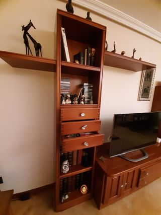 Mueble de salón de pino