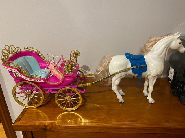 Carrozza a cavallo Barbie al galoppo anni '90 di seconda mano per