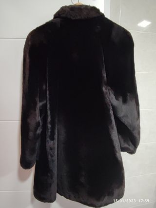 Abrigo negro Mouton 