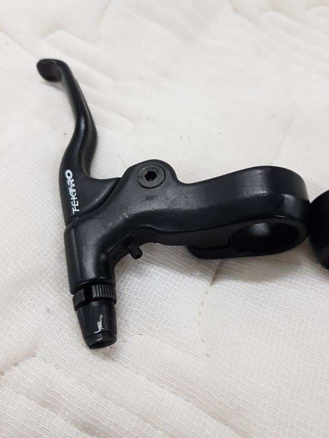 Manetas de freno V-brake cantilever tektro negro