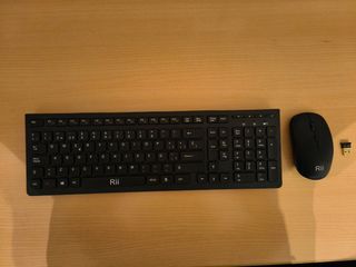 Teclado y ratón inalámbrico 
