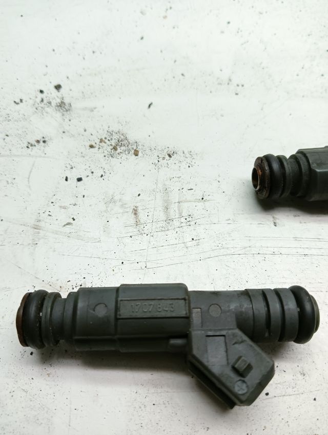 inyector Bosch BMW 540 e39