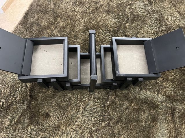 Costurero con compartimentos