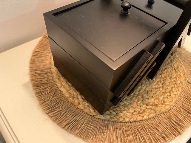 Costurero con compartimentos