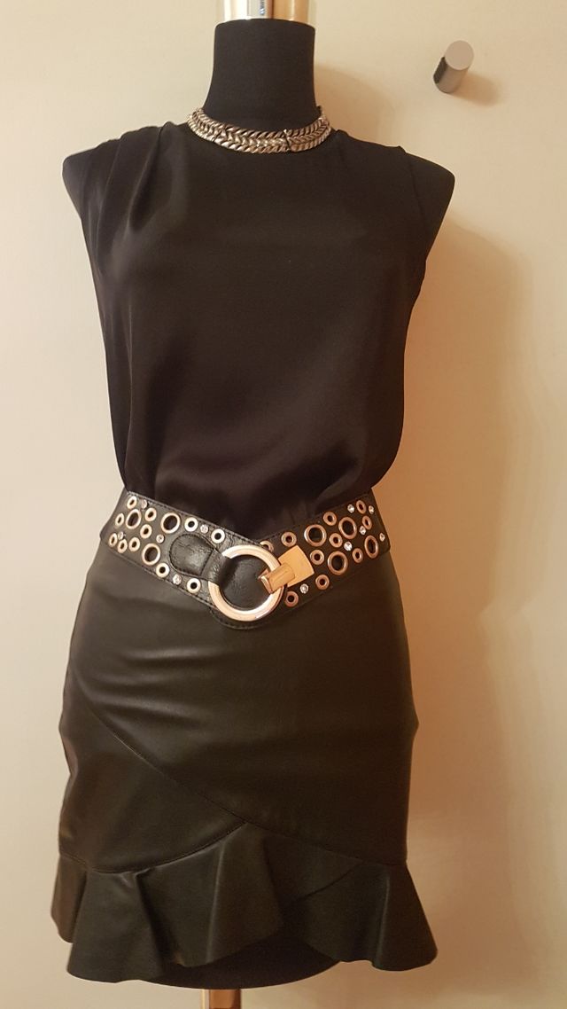 Falda Green Coast efecto piel.