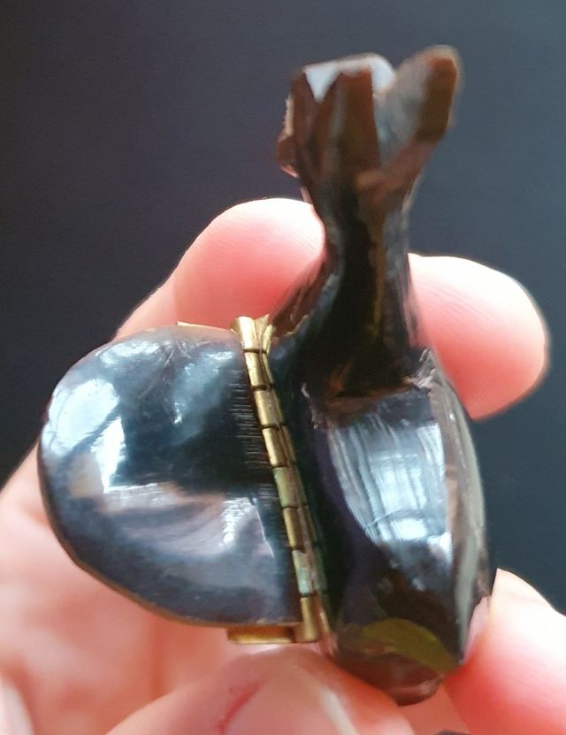 Porta oggetti in legno