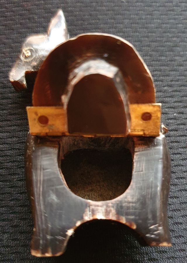 Porta oggetti in legno