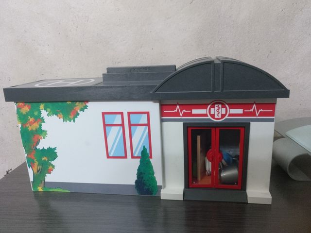 Playmobil hospital
