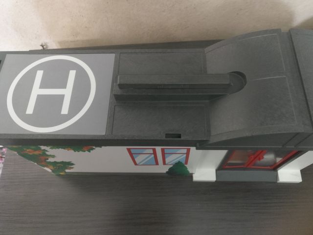 Playmobil hospital