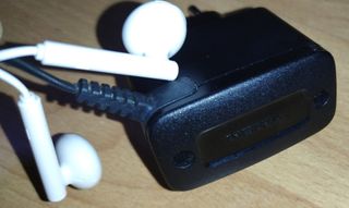 Nokia 5220 XpressMusic, concessionaria, caricabatterie