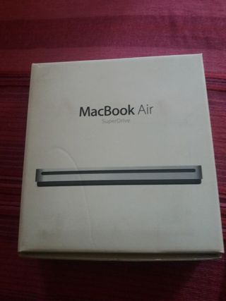 MacBook Air superdrive