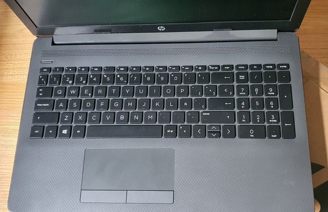 Portatil HP 255-G7 piezas