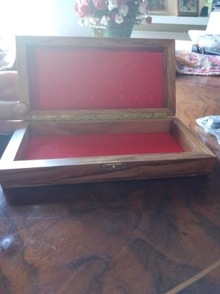 tablero ajedrez de madera artesanal vintage