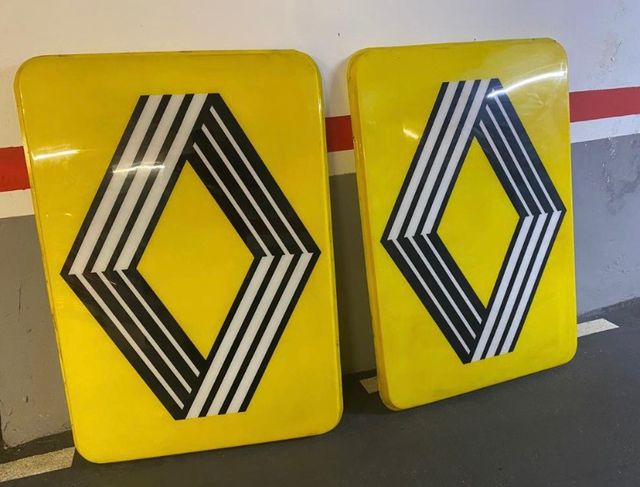 Letrero luminoso Renault