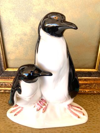 PAREJA DE PINGÜINOS. MANISES. 