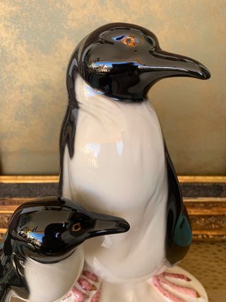PAREJA DE PINGÜINOS. MANISES. 