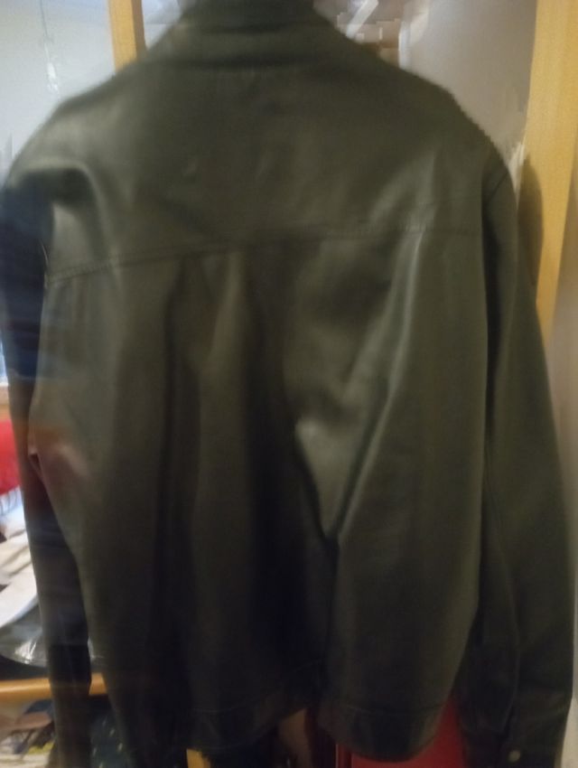 giubbino in pelle leggera