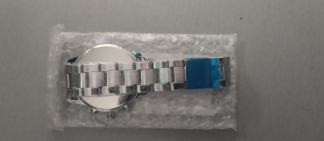 Oferta!! Nuevo Reloj Plateado a estrenar
