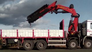 !!servicio de camión pluma transportes!! 634755425
