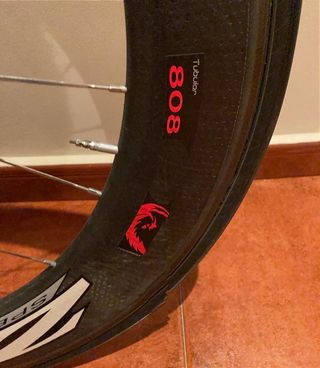 bicicleta gimnasio pesas