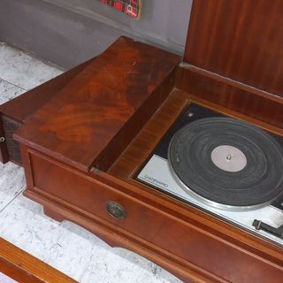 Armadio girevole radio Garrard SP25 MK IV