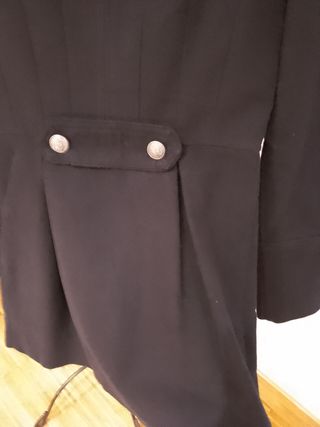 Abrigo estilo militar 