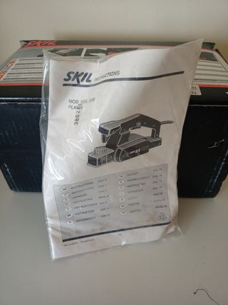 Cepillo lijador SKIL 1506 con instrucciones.