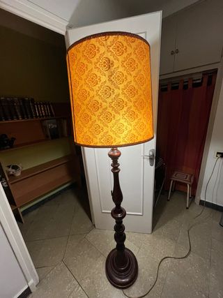 Lámpara de pie