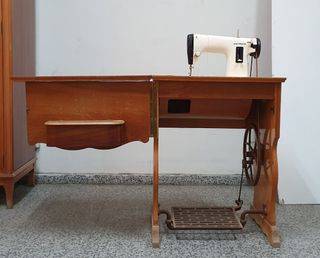 Mesa MÁQUINA COSER wertheim