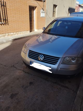 Volkswagen Passat 2003