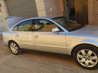 Volkswagen Passat 2003