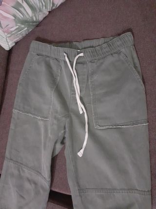 pantalón Zara 