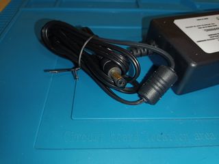 FUENTE ALIMENTACION 12V 5A ** NUEVA **