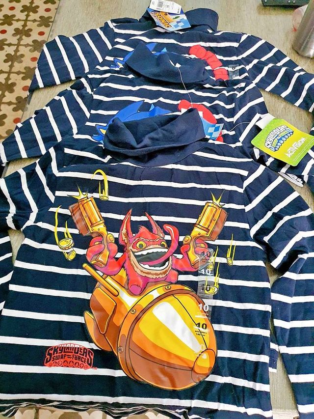 T-shirt a collo alto