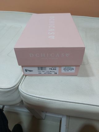 zapatos D C H I C A S ♡