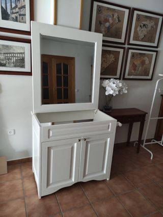 Mueble de baño con espejo