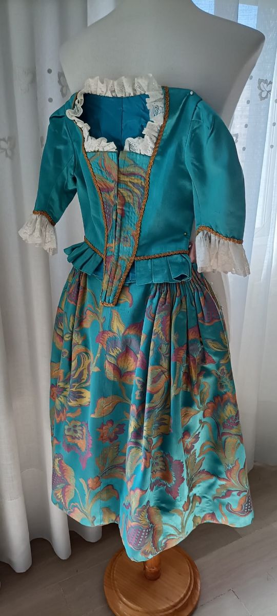 Fallera niña con 2 corpiños