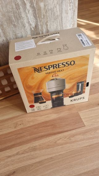 Cafetera Nespresso Next