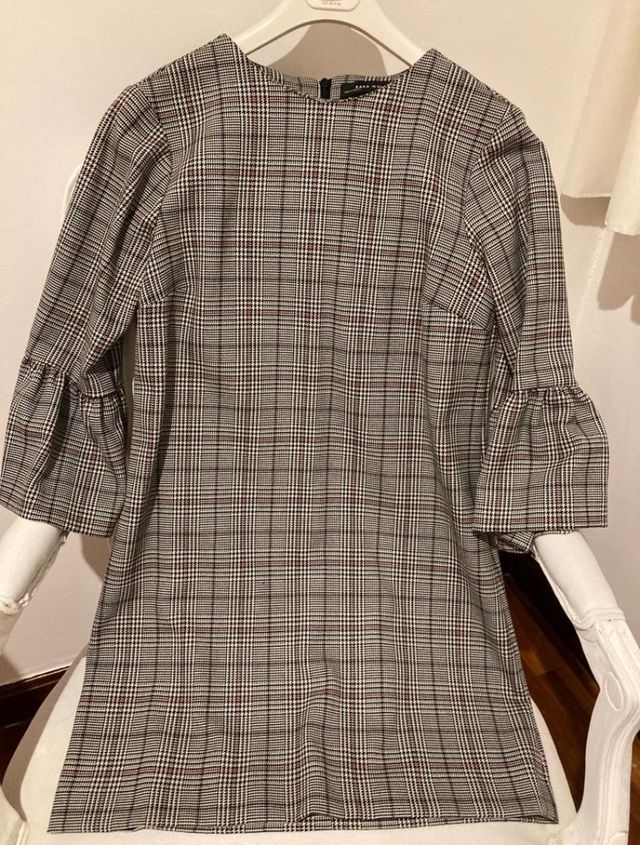 Vestido Zara Gris