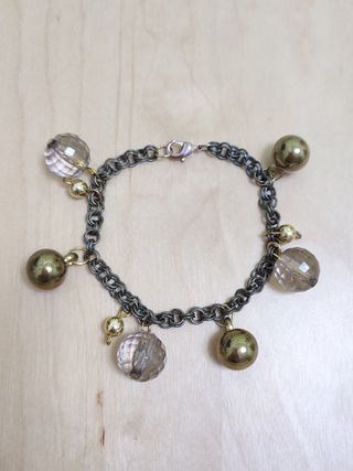 Pulsera de bisutería