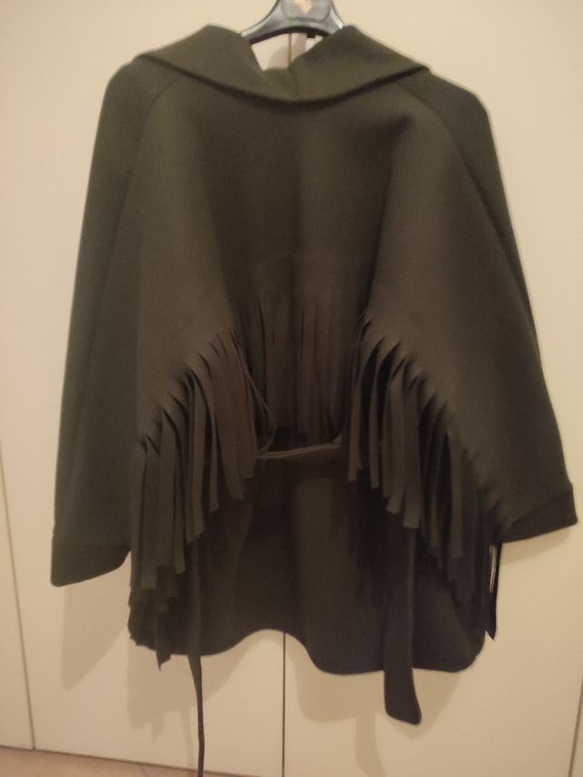 cappotto con frange