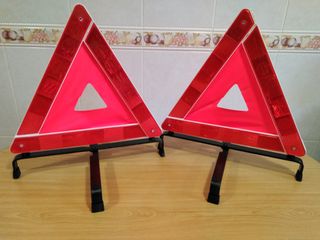 Juego triángulos avería para coche