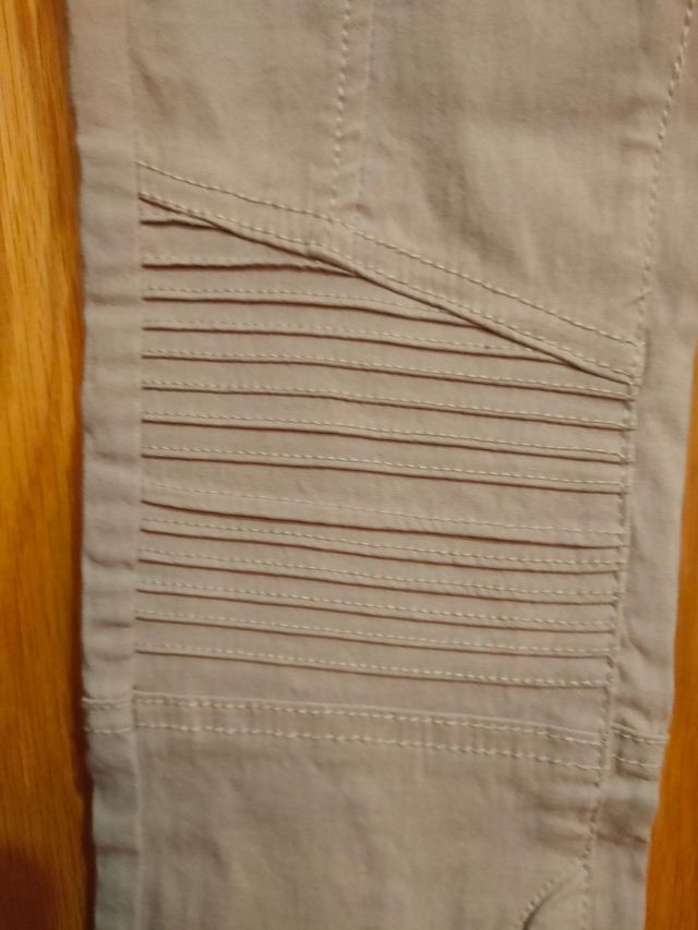 Leggins de color crudo