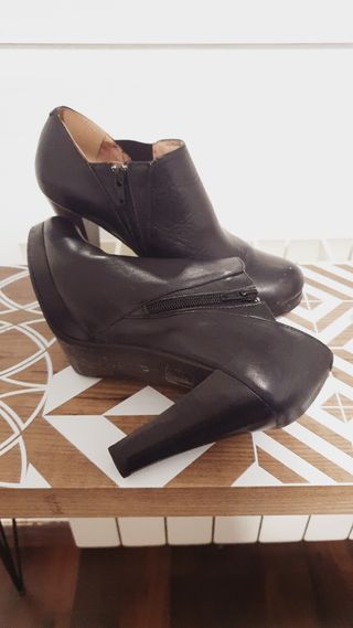 zapato abotinado