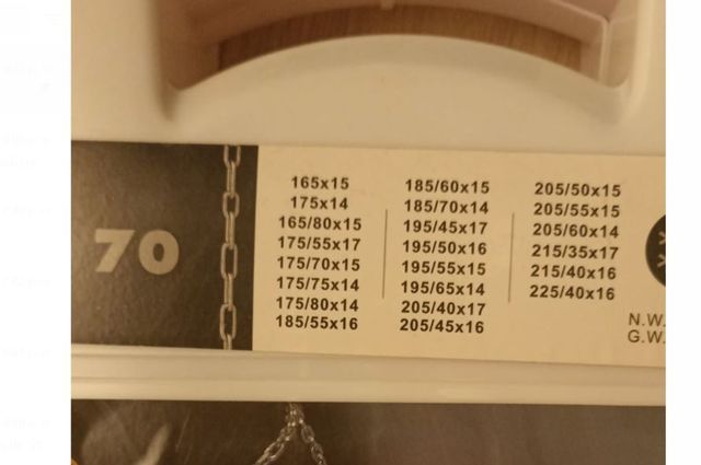 A ESTRENAR Cadenas nieve