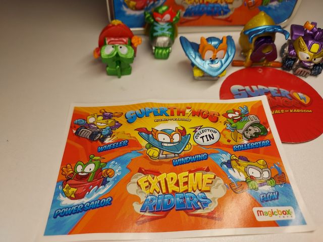 Superthings caja metalica