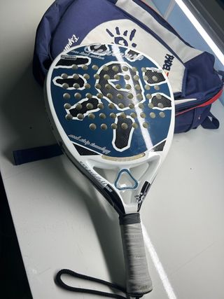 Pala marca Padel Lobb
