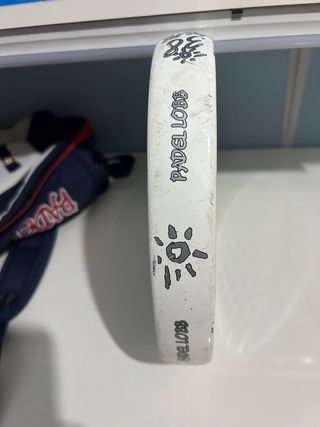 Pala marca Padel Lobb